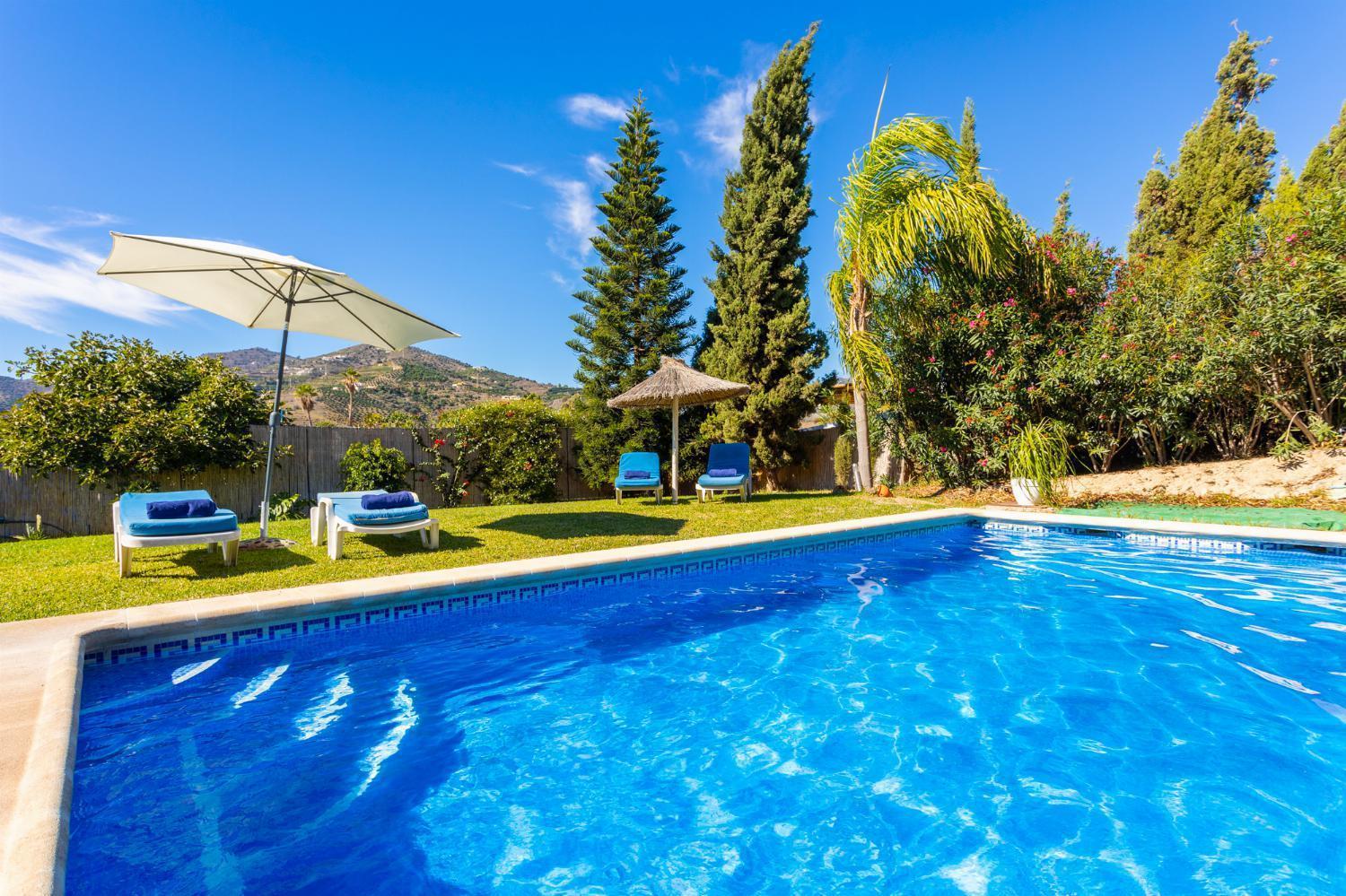 Villa Loli Imaroga One Nerja Exterior photo
