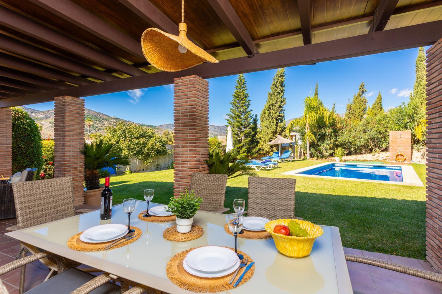 Villa Loli Imaroga One Nerja Exterior photo